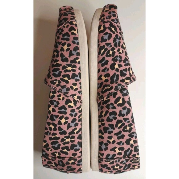 TOMS Alpargata Size 6.5 Pink Leopard Print Ortholite Comfort Slip-on Flat EUC - Picture 3 of 16